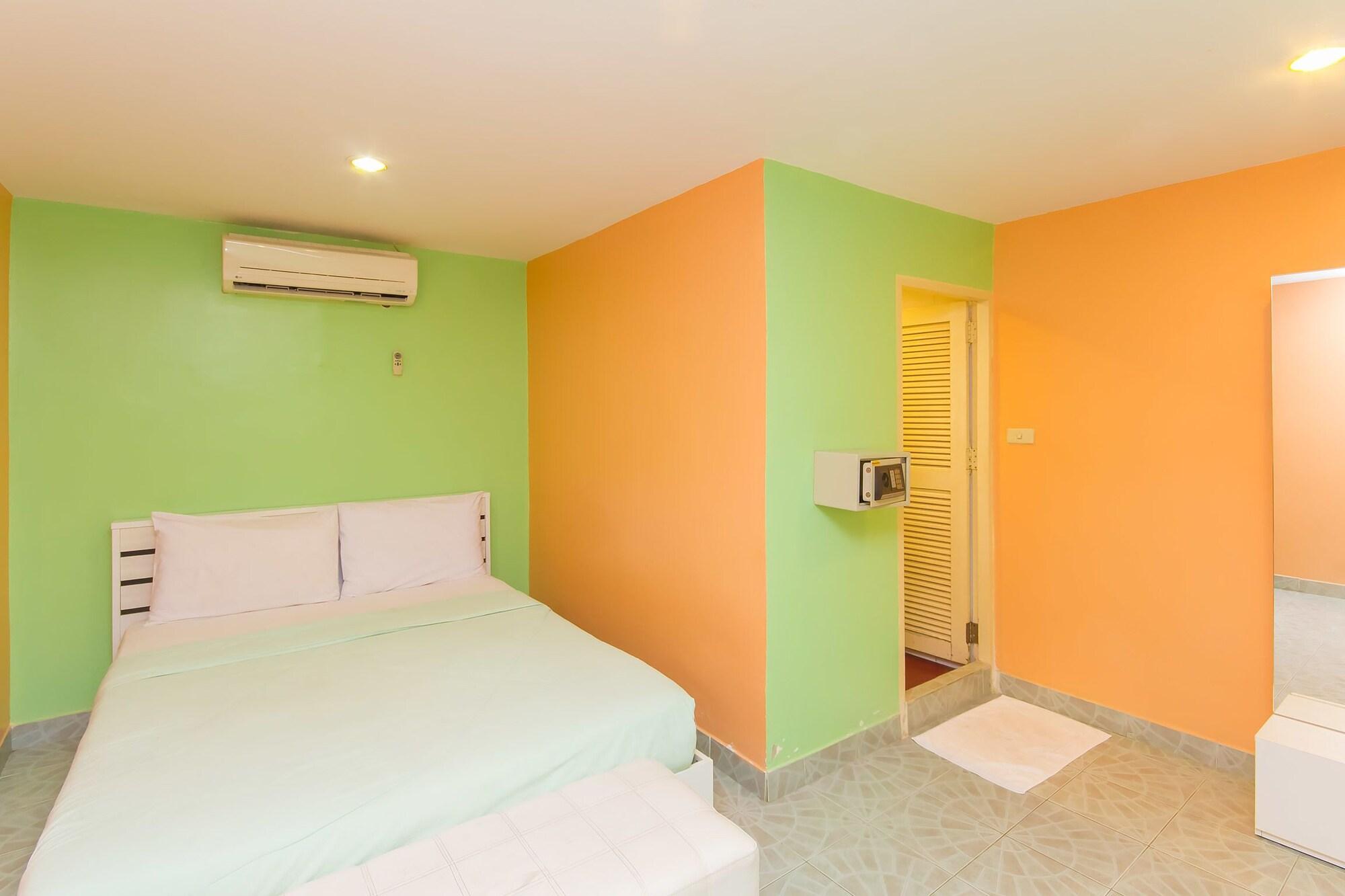 Aree'S House Hotel HHQ Exterior photo