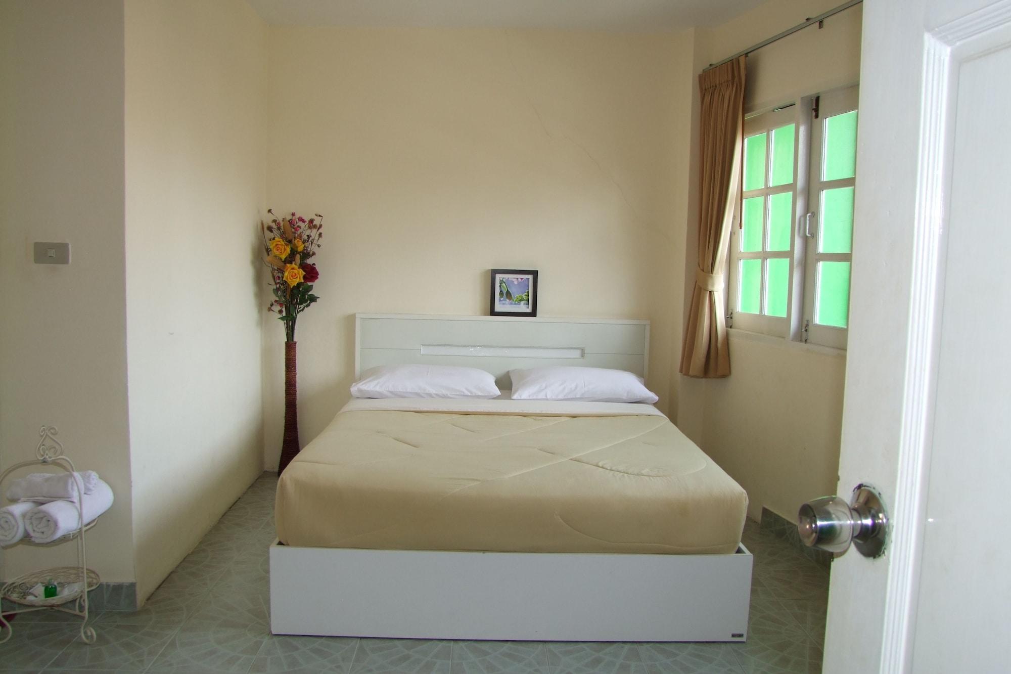 Aree'S House Hotel HHQ Exterior photo