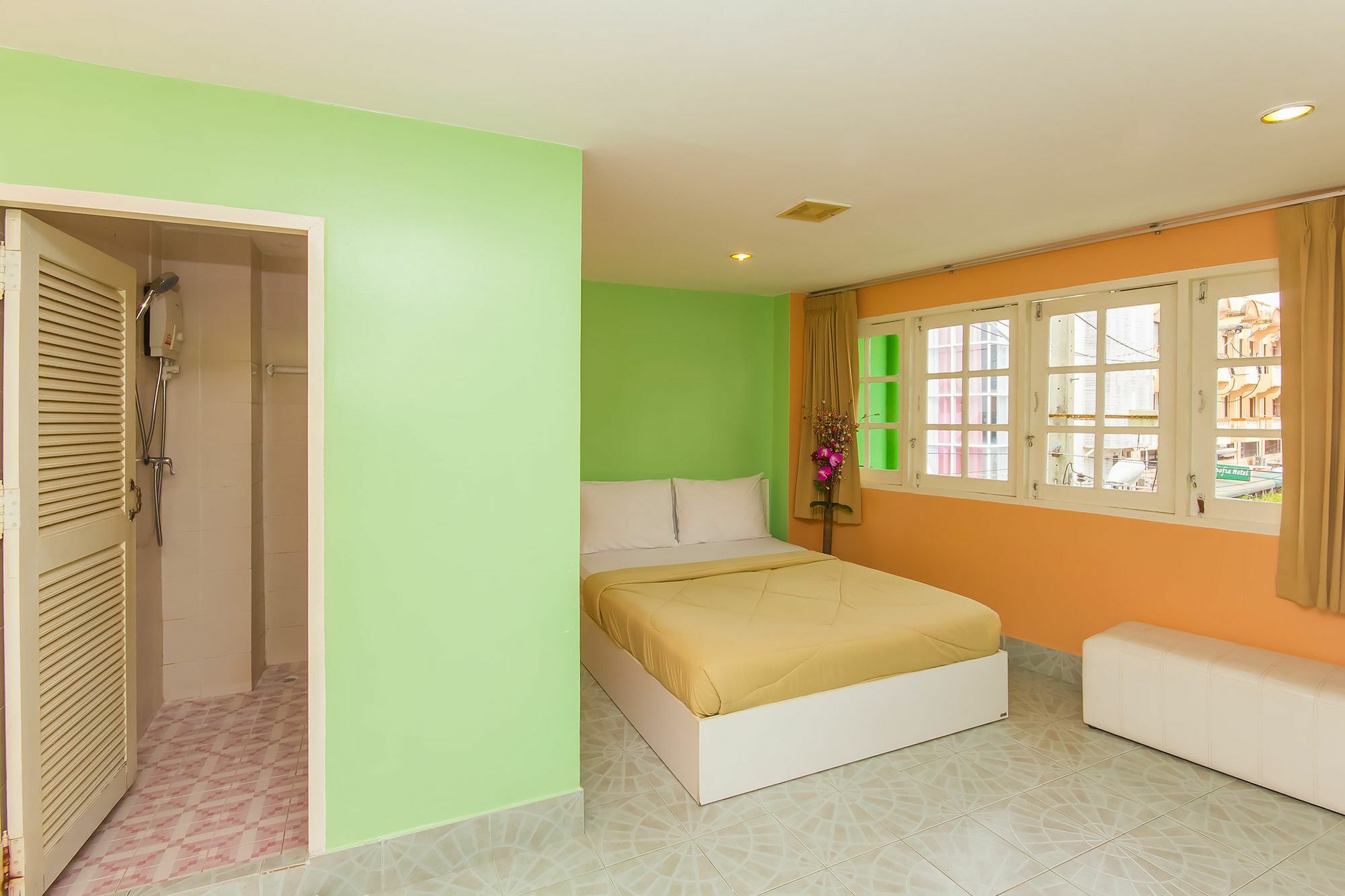 Aree'S House Hotel HHQ Exterior photo